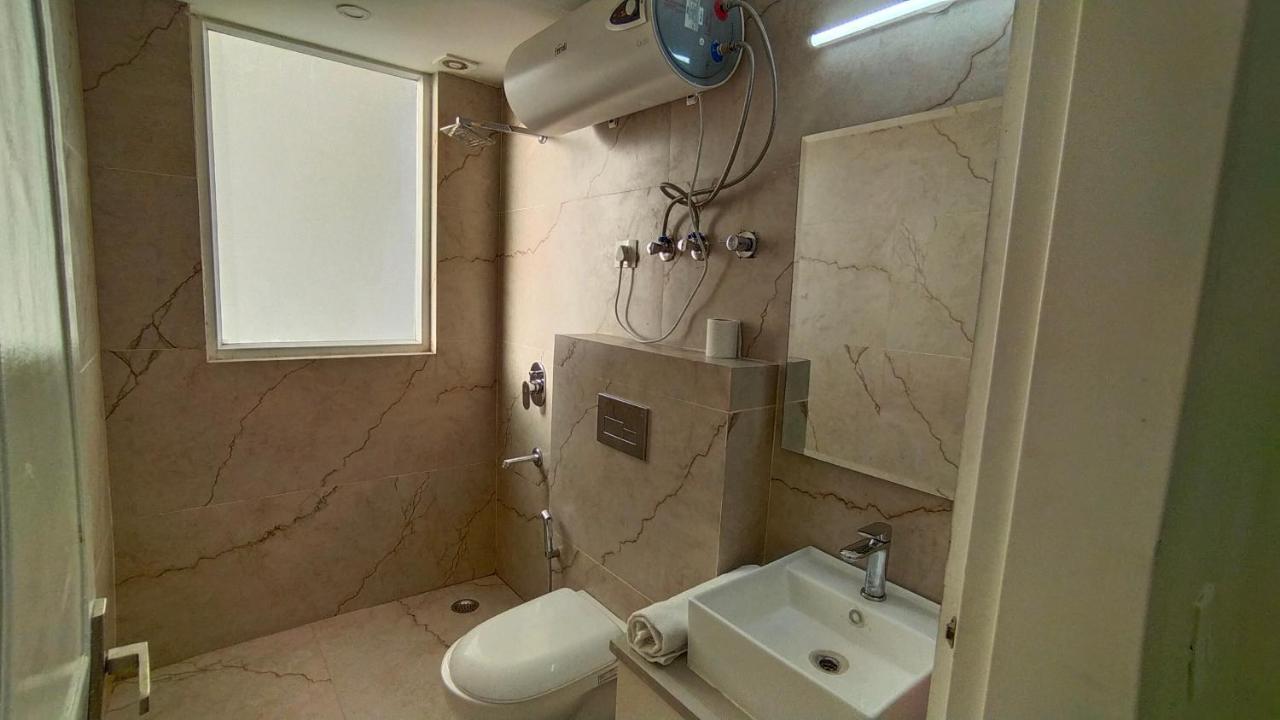 Saltstayz Sector 52 - Ardee City Mall Gurgaon Exterior photo