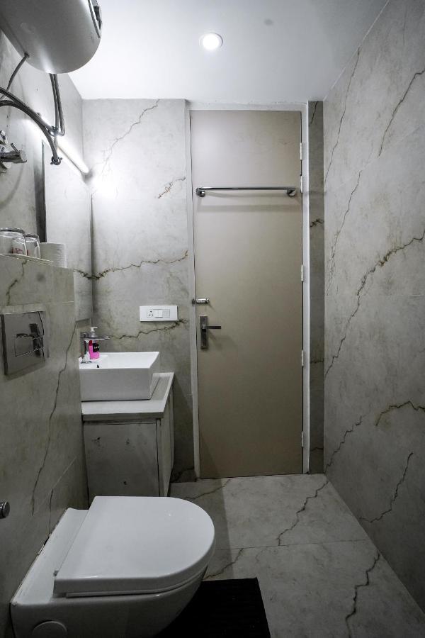 Saltstayz Sector 52 - Ardee City Mall Gurgaon Exterior photo